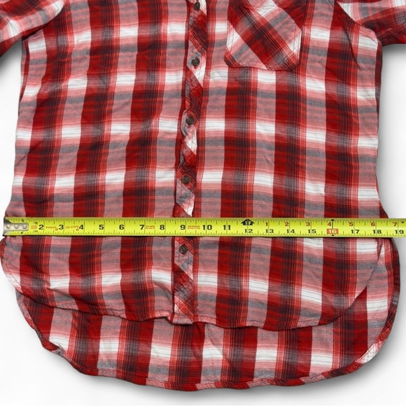Universal Thread Red and White Plaid Shirt - Picture 7 of 9